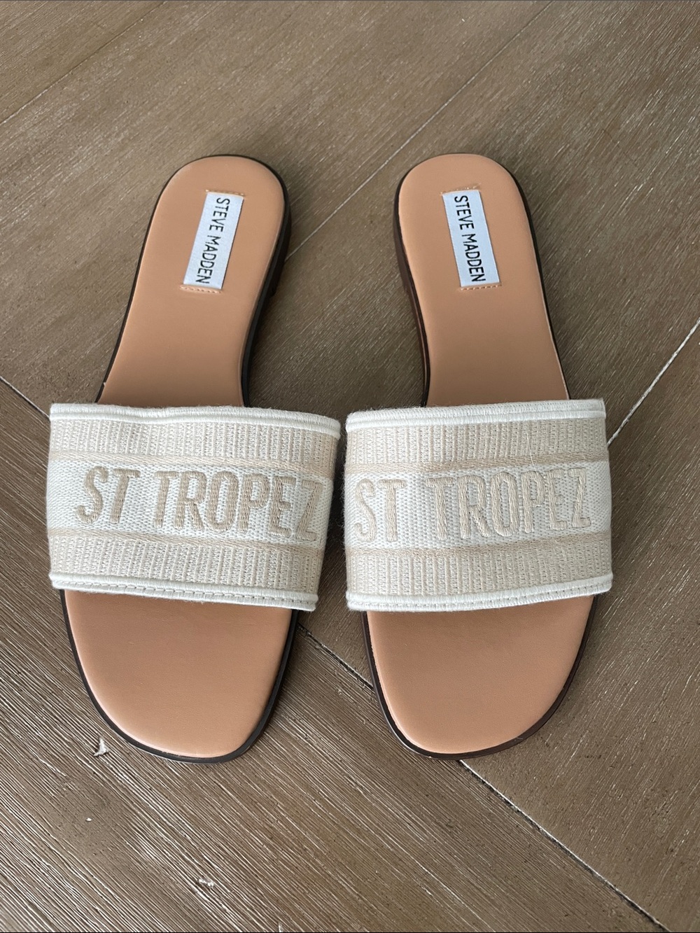 Steve Madden Cream & Tan St. Tropez Embroidered Slide Sandals